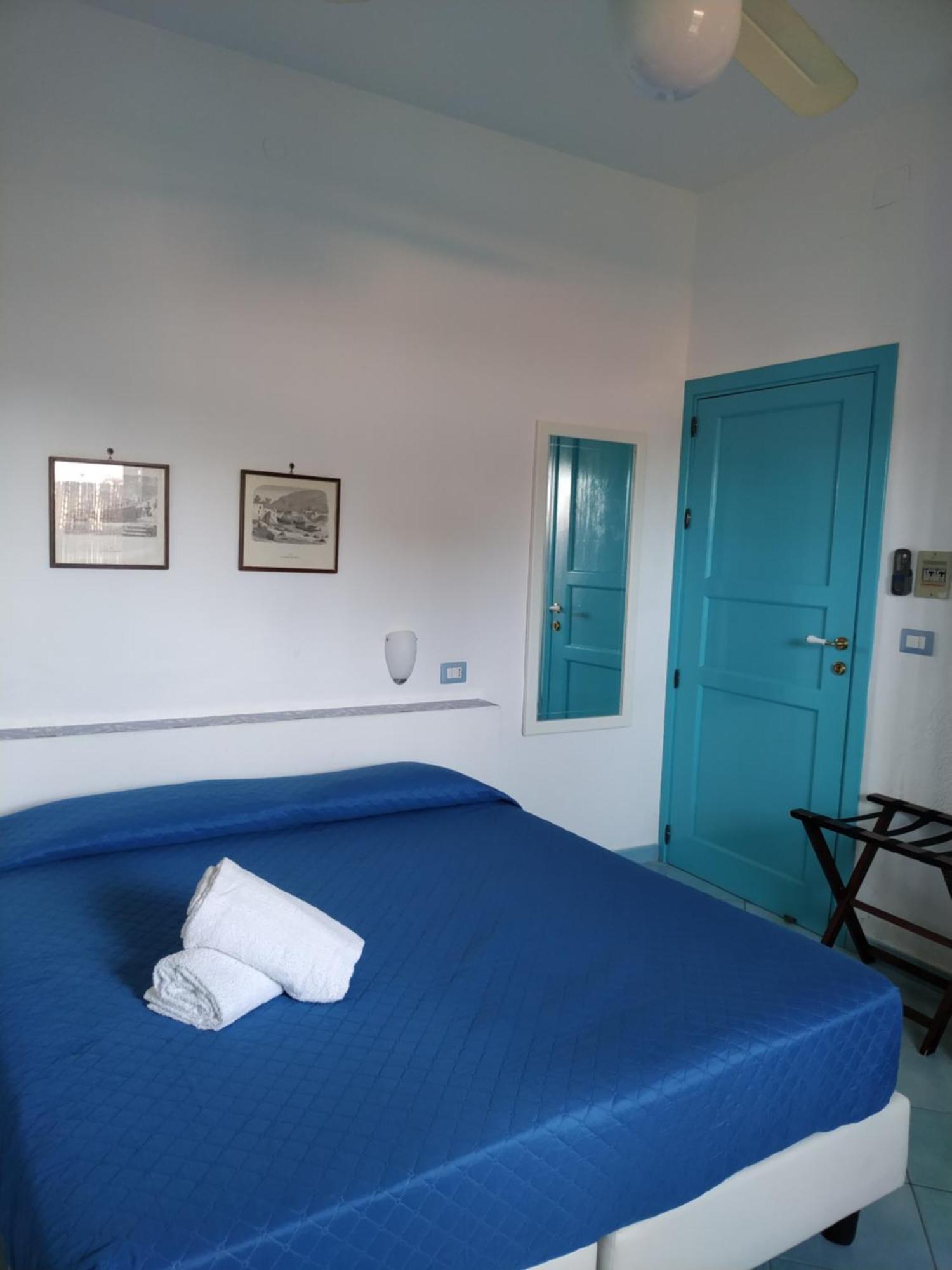 La Giara Bed & Breakfast วุลกาโน ภายนอก รูปภาพ
